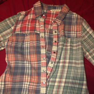 Flannel plaid button up shirt